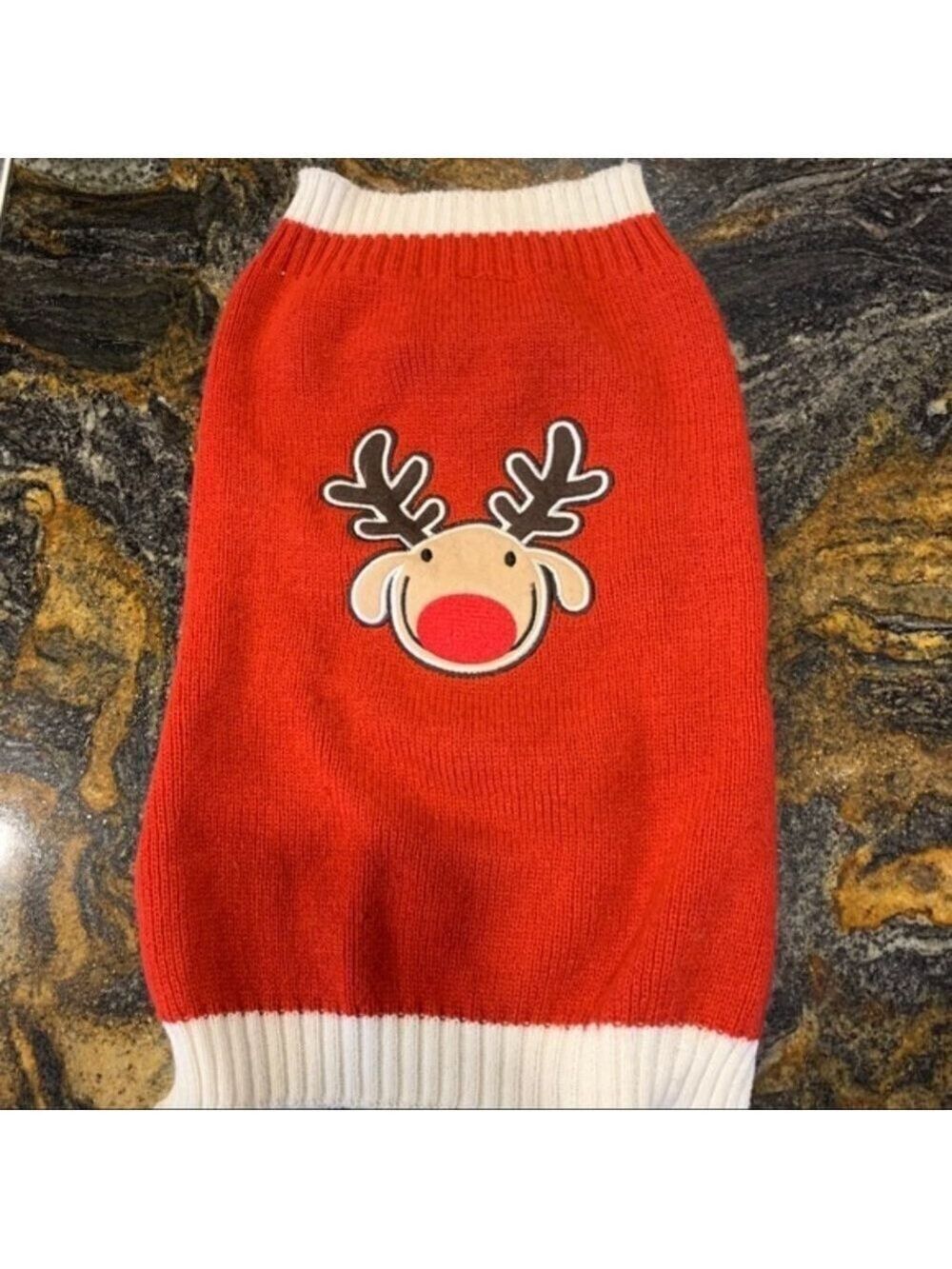 𝅺DOG top paw red sweater with reindeer size large
